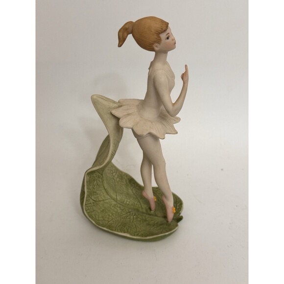 CYBIS Porcelain “Tinker Bell” Figurine 7” Tall Beautiful Detail Wings Missing - Picture 3 of 9